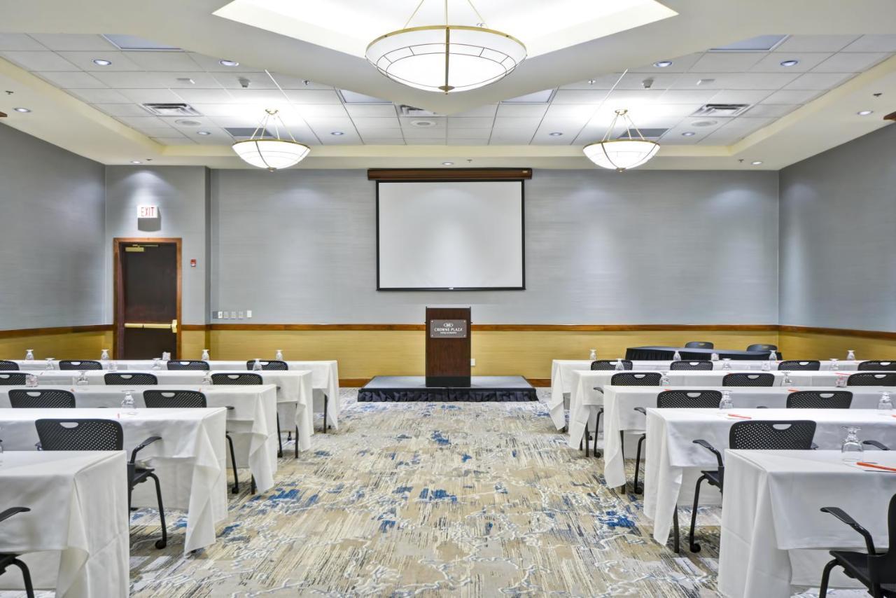 Crowne Plaza Tulsa Hotel Southern Hills Екстериор снимка