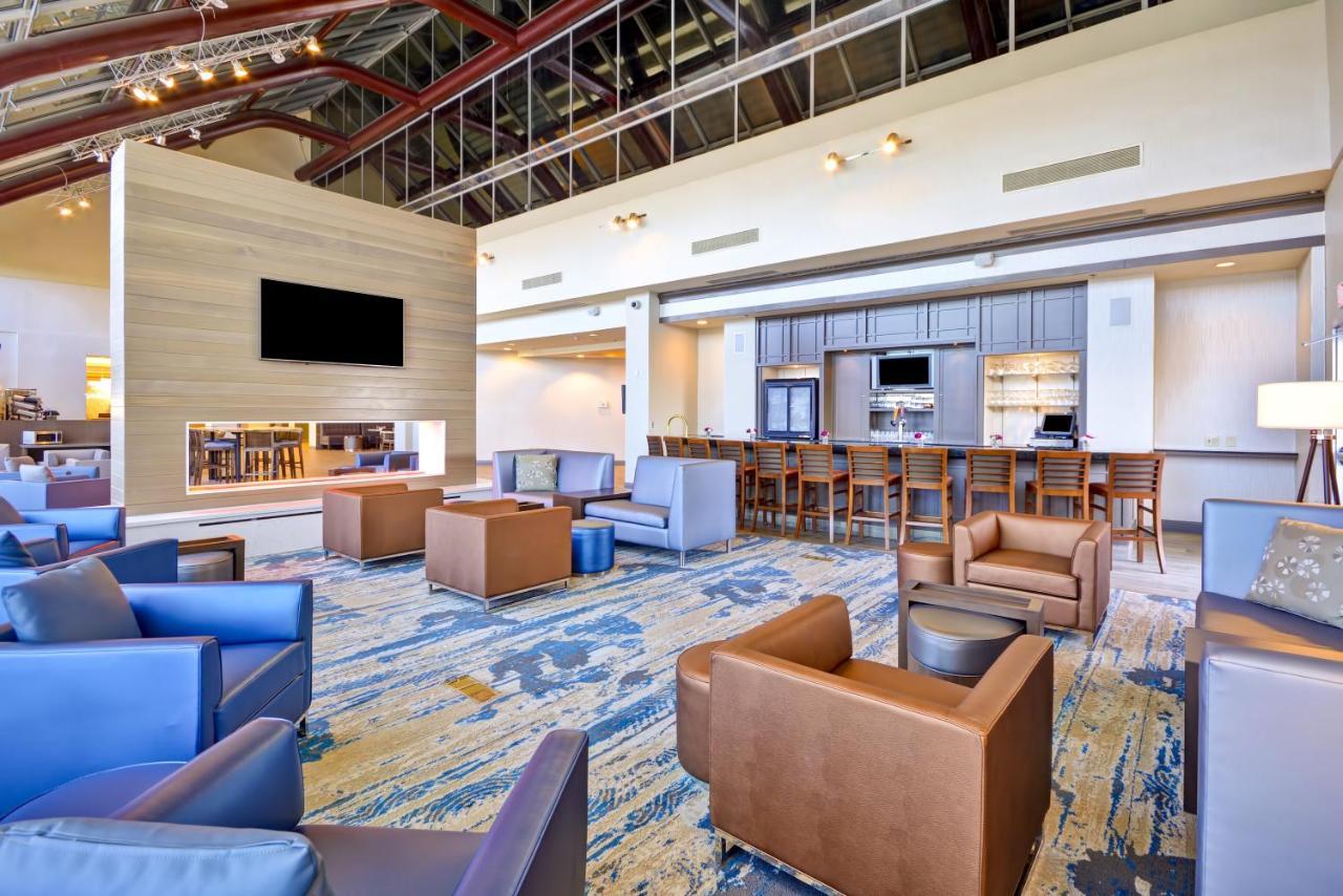 Crowne Plaza Tulsa Hotel Southern Hills Екстериор снимка